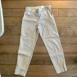 H&M Capri dress pants.